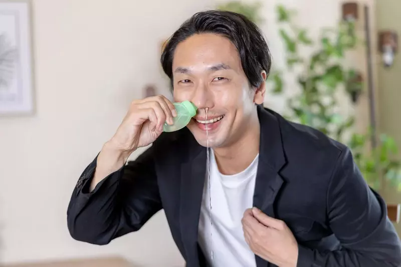 網友描繪《想像中的花粉症與實際中招的差別》完全沒有可愛要素,只是一直不斷的擤鼻涕而已... 網友描繪《想像中的花粉症與實際中招的差別》完全沒有可愛要素,只是一直不斷的擤鼻涕而已...