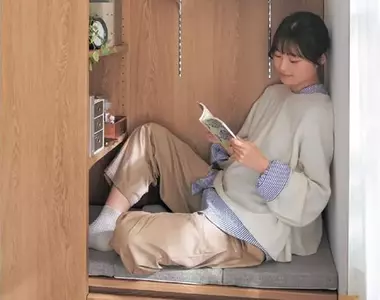 令人感到安逸的《小角落書櫃組》這是一塊能讓人感到放鬆幸福的小空間