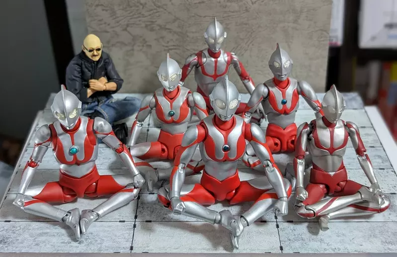 《漫畫家羽海野千花》大讚超人力霸王可動公仔 當成素描人偶協助作畫超好用？