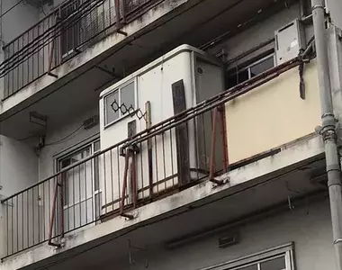 《陽台上的神秘箱子》這是日本最早的整體浴室?曾經是許多公宅家庭的救世主
