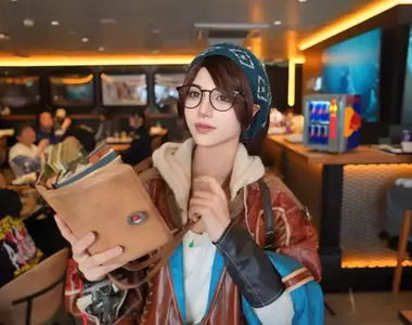 魔物獵人主題咖啡館《Café&Bar RAGE ST》現在人氣很夯還有潔瑪+阿爾瑪當看板娘喔