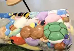 《大阪世博玩偶沙發炎上》看起來既獵奇又恐怖？日本網友痛批這才不叫做回收