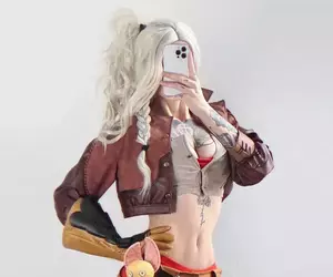 不露臉Coser《Luna》最近挑戰「魔物獵人荒野」中的人氣工匠女「潔瑪」
