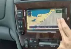 《古老的汽車導航》跟早期的電玩遊戲一樣要換片？年輕網友都感到難以置信