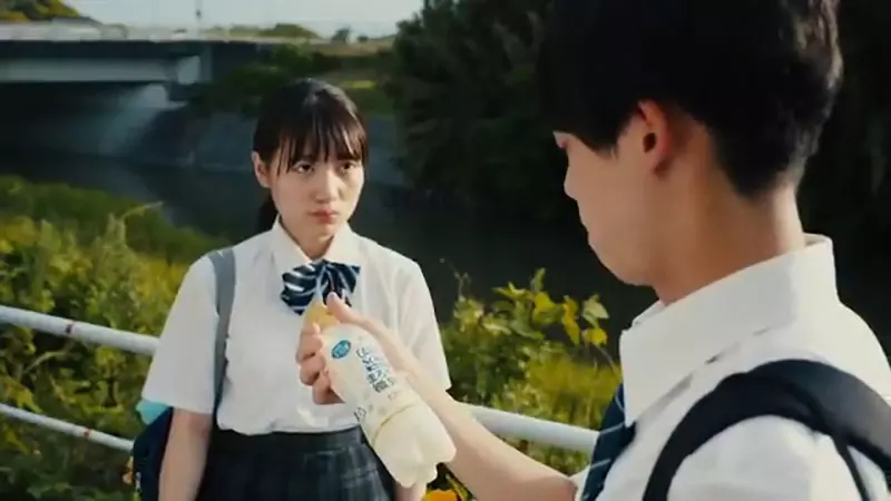 《送可爾必思告白》日本網友質疑是瞎掰的 還真的有高中有這種傳統 《送可爾必思告白》日本網友質疑是瞎掰的 還真的有高中有這種傳統