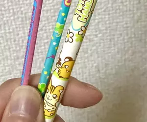 《懷舊動漫鉛筆》無視實用性的文具 以前拿出這玩意就會是班上的人氣王