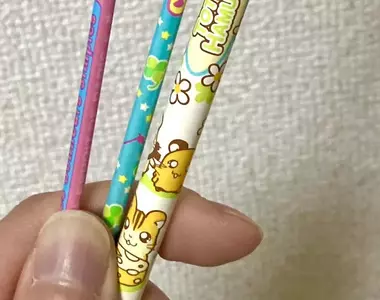 《懷舊動漫鉛筆》無視實用性的文具 以前拿出這玩意就會是班上的人氣王