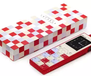 傳統手機造型的《Apple Watch》保護殼 經歷過辣個年代的朋友肯定對它愛不釋手