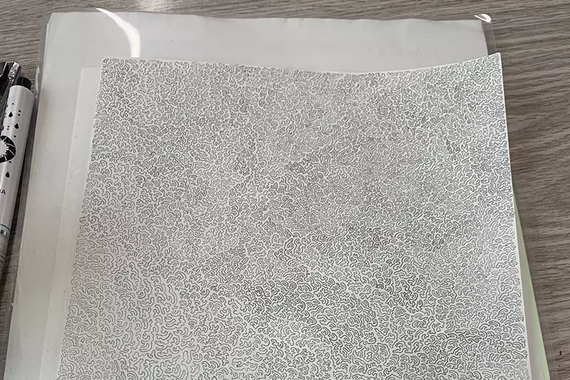 《打發時間的遊戲》用一條線畫滿整張紙 許多日本網友都有類似的經驗