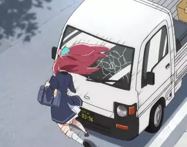 《被車撞上癮的人》出車禍後想再次體驗撞飛的快感?日本網友們提供她各種解方