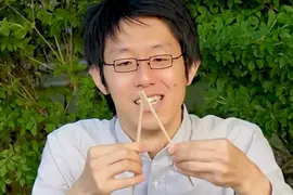 《全自動切割竹筷機》幫你漂亮將竹筷分離的機器