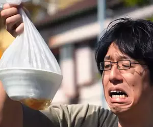 《外帶穩定器》完全戳中老外痛點的發明，以後帶走湯麵再也不會變乾麵了