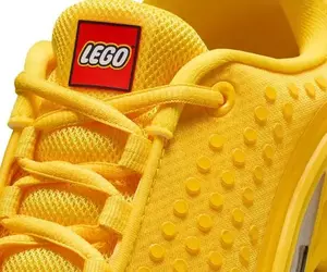 《樂高ＸNike》合作推出首款聯名鞋，一雙別人踩了還會痛到對方的鞋子(誤)