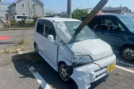 《坂出LIFE》占用便利商店停車場的知名廢車 眼看即將復活又被捕刀了? 《坂出LIFE》占用便利商店停車場的知名廢車 眼看即將復活又被捕刀了?