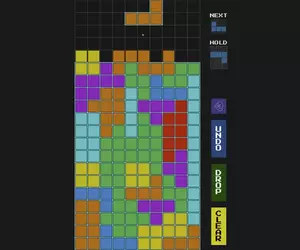 線上免費玩的俄羅斯方塊《LazyTetris》任何你想打發時間的空檔都可以拿出來play