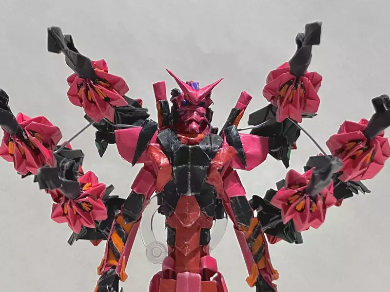 網友製作《GQuuuuuuX》以及《紅色鋼彈》的摺紙模型 突破極限的驚人手工技藝出現 網友製作《GQuuuuuuX》以及《紅色鋼彈》的摺紙模型 突破極限的驚人手工技藝出現
