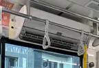《函館市路面電車的高溫對策》車廂悶熱的解決辦法就是直接裝冷氣