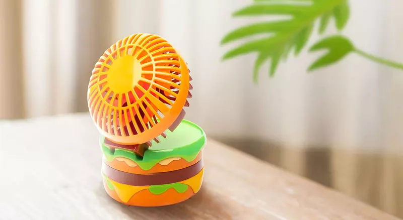 日本麥當勞夏季驚喜福袋活動 大麥克造型風扇、可口可樂冷飲杯或是雞塊造型夾真是樣樣都可愛