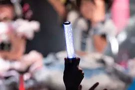 《失敗演唱會照片》想拍偶像失焦讓攝影師失望了 網友們卻覺得拍得超成功 《失敗演唱會照片》想拍偶像失焦讓攝影師失望了 網友們卻覺得拍得超成功