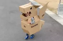 親子DIY遊戲《紙箱飛龍》可以一起製作讓小朋友裝備起來又可以很開心的手工作品