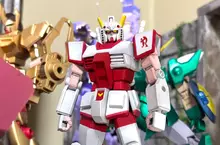 日本網友改裝《聖鬥士鋼彈》打不死的血汗MS，這機體派出去簡直就是穩贏惹