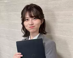 日本最美上班族爆紅《荒木佐保里》一瞬間成為全球最多人求婚的對象