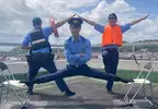 長崎縣警招募官方圖 直接一個劈腿下去告訴網友我們在徵人