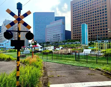 《日本駕訓班廢墟》改造成快閃公園再利用 辦活動還能一邊體驗末世感