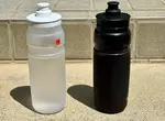 《水壺保溫效果研究》黑色和透明會差多少呢？裝冰水放在太陽底下實測80分鐘⋯⋯