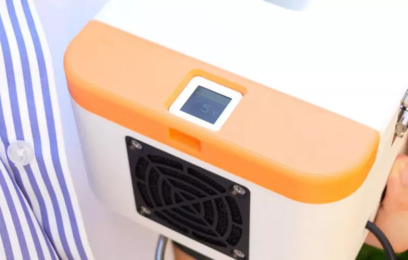 日網友發明《冰棒保存機》不管氣溫多高-10度的低溫也能好好保存你的冰棒不融化