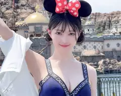 《迪士尼內衣正妹炎上》穿著過於性感這樣子的服裝是NG的唷