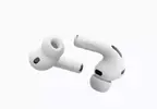 Apple產品發佈會《AirPods Pro 3》全新推出，可感測心律溫度還有更好的降躁功能，甚至還可即時翻譯唷