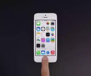 《iPhone 5s》他們認為這台是顛峰之作 後來的iPhone就再也無法超越了
