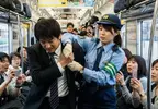 電車痴漢對一名女性鹹豬手 想不到逃亡過程還被該女子反殺制伏