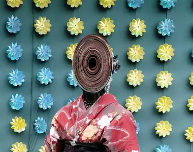 《高雅的和服妖怪》日本網友遮臉的方式太奇特 意外讓許多人愛上她了