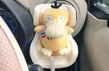 汽車玩偶用安全座椅 擺在冷氣出風口旁邊即便塞車也能保有好心情