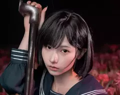 《沉默之丘f》深水雛子COSPLAY 昭和戰力最強女高中生登場！必備的鐵管握緊就對了