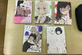 《性癖大公開》他借重口味百合漫畫給同學 對方歸還的時候竟然直接放桌上 《性癖大公開》他借重口味百合漫畫給同學 對方歸還的時候竟然直接放桌上