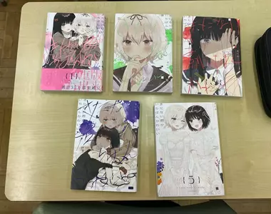《性癖大公開》他借重口味百合漫畫給同學 對方歸還的時候竟然直接放桌上