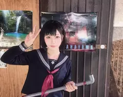 《沉默之丘f》coser不但打扮成深水雛子，而且還進行了一場聖地巡禮超還原