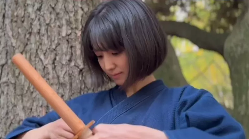 全日本最可愛的劍道少女《佐藤あかり》穿道服的模樣很帥,但網友覺得便服模樣似乎更勝一籌 全日本最可愛的劍道少女《佐藤あかり》穿道服的模樣很帥,但網友覺得便服模樣似乎更勝一籌