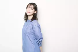 超美電台主持人《山崎あみ》慶祝寫真月曆發行馬上在網上PO回饋粉絲