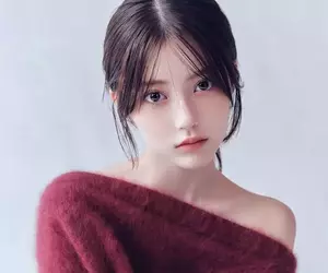 被譽為專屬於令和時代的美女《中野惠那》最近替「FRAY I.D」穿搭服飾深受網友好評