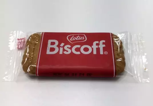 《Biscoff餅乾》日本車商超愛用這款比利時零食招待客人？背後的理由讓網友們超好奇