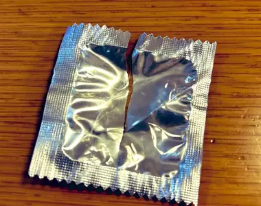 《萬聖節的誤會》小５女兒的口袋冒出這個東西 不知道有多少日本爸媽嚇壞了