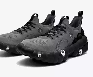 大阪萬博商品《脈脈運動鞋》黑灰帥氣版 限量2025雙在11月13號這天全新推出