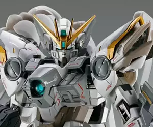 鋼彈W30週年紀念商品《飛翼鋼彈零式披風裝備型》11月14日開放訂購