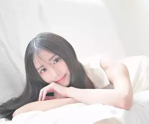 九頭身寫真女郎《齋藤恭代》網友表示:注意力完全被她吸引，某種意義上比K-1選手還厲害(大心)