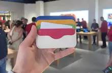 設計師製作《三次元Apple錢包》卻被網友們吐槽理解錯得太離譜？