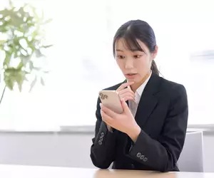 解決手機成癮的簡單方法 如果你一天會花10小時在這上面或許可以參考一下